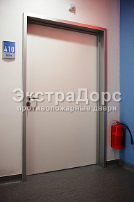 Одностворчатая противопожарная глухая дверь